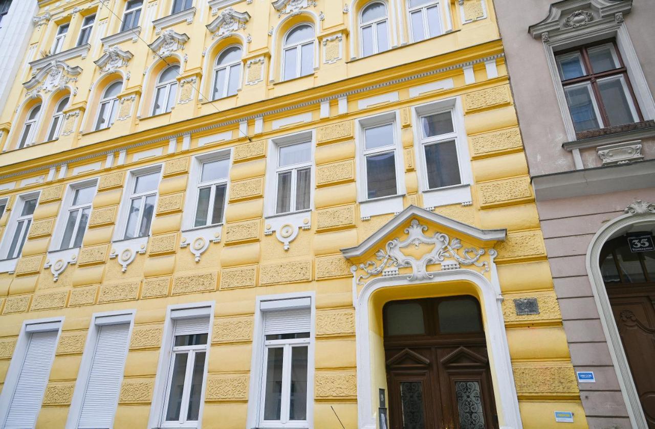 Bright Apartment Augarten Вена Экстерьер фото